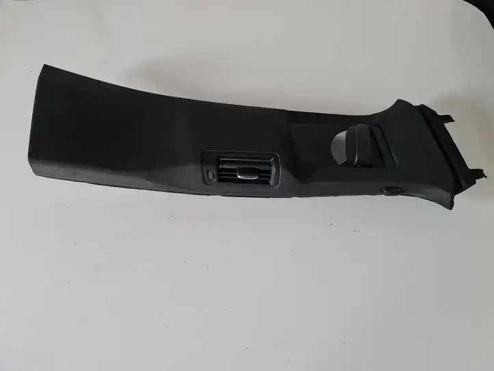 Volvo XC60 (2017 - ) 31425696 Накладка ремня безопасности — фото 1
