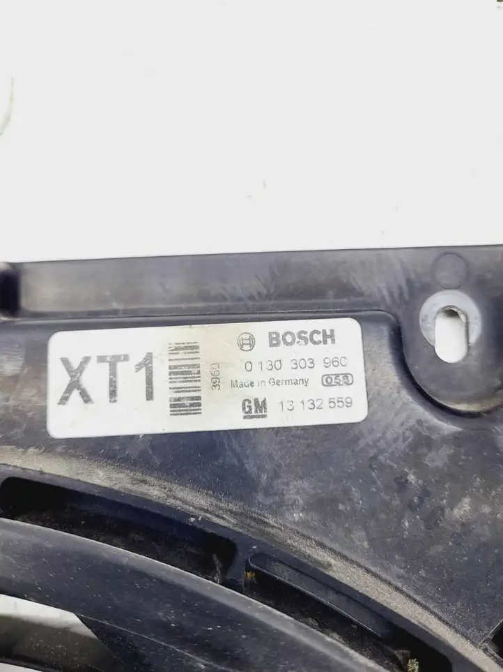 Opel Astra H (2004 - 2009) 013030396c Дифузор радиатора — фото 4