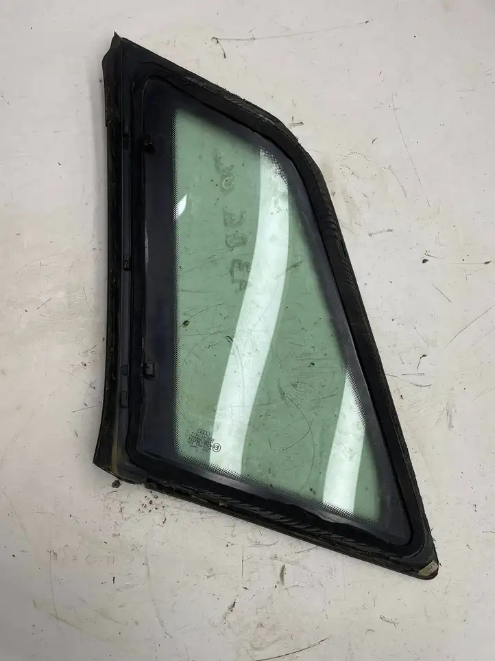 Audi A3/S3 8L (2000 - 2003) 43R00021 Заднее боковое стекло — фото 2