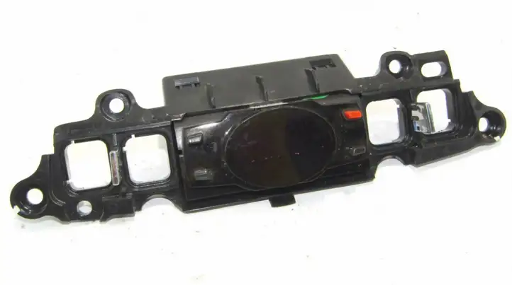 Chevrolet Captiva (2011 - 2013) Часы — фото 3