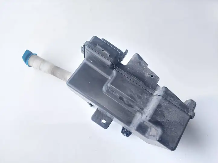 Volkswagen Tiguan (2011 - 2016) 5N0955453B Бачок омывателя стекла — фото 1