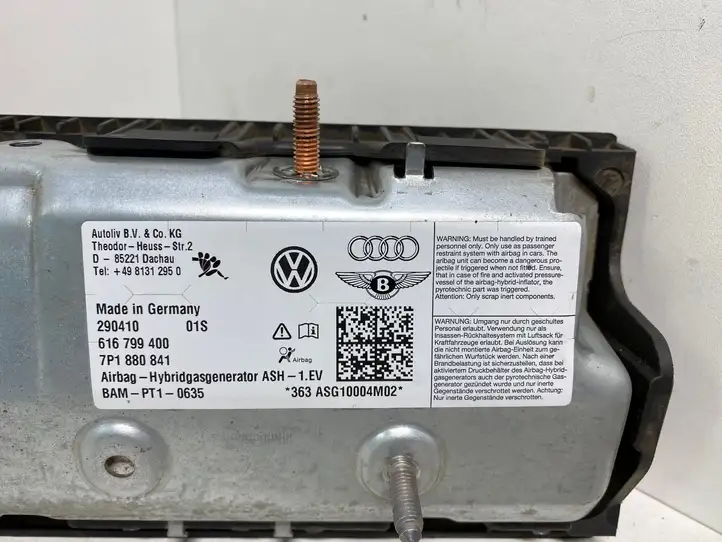 Volkswagen Touareg II (2010 - 2018) 7P1880841 Коленная подушка безопасности — фото 4