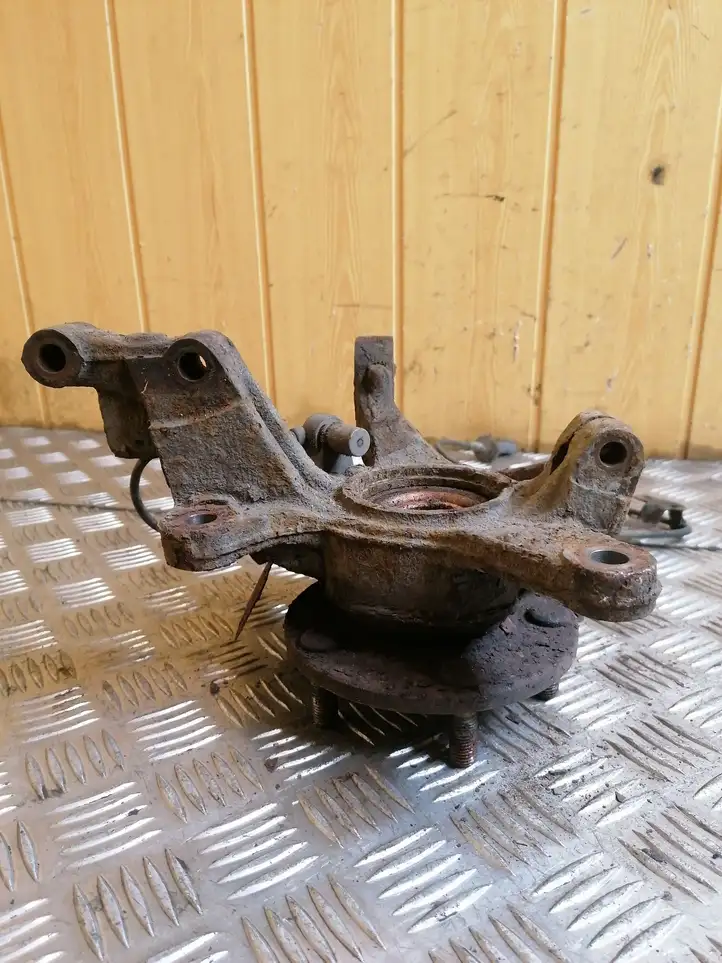 Mazda Premacy (1999 - 2005) Посадочное место подшипника — фото 3