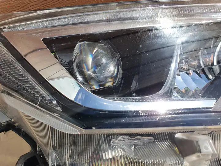 Toyota RAV 4 (XA40) (2012 - 2018) LED280V294W Передняя фара — фото 3