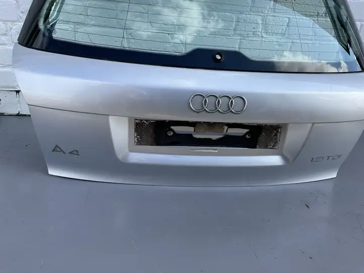 Audi A4 S4 B6 8E 8H (2000 - 2006) Крышка багажника — фото 4
