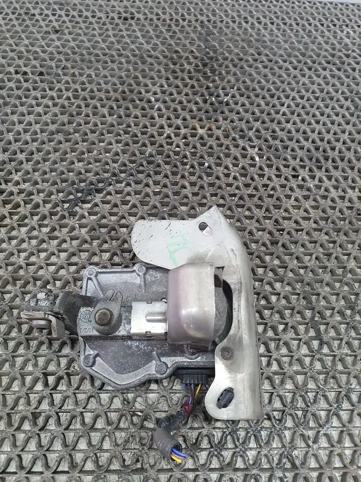 Nissan Juke I F15 (2010 - 2018) 50885503 Датчик давления выхлопа — фото 2
