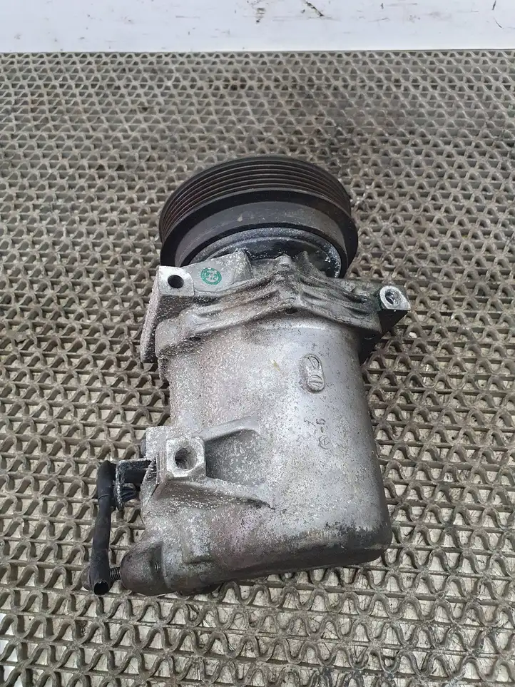 Nissan Juke I F15 (2010 - 2018) 926003VD0A Компрессор (насос) кондиционера воздуха — фото 2