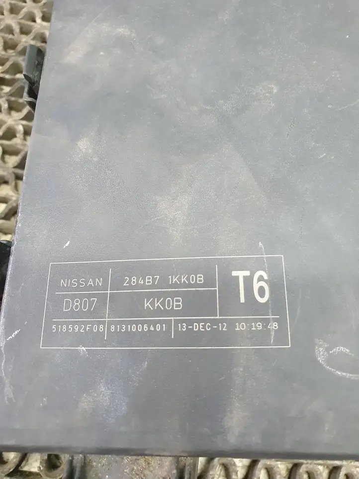 Nissan Juke I F15 (2010 - 2018) 284B71KK0B Блок предохранителей — фото 6