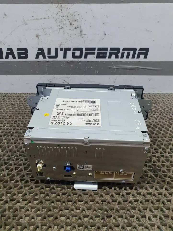 Kia Ceed (2015 - 2018) 96560A2900 Магнитола / мультимедийная система — фото 6