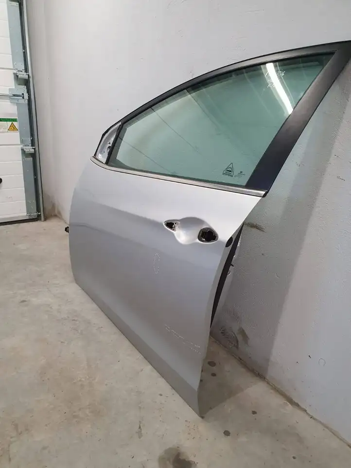 Hyundai i30 (2015 - 2017) Дверь — фото 6