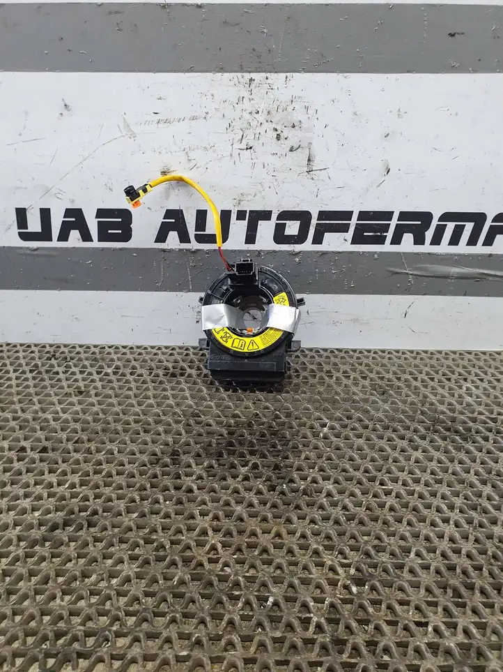 Kia Ceed (2015 - 2018) R15H660024 Контактное кольцо SRS — фото 1