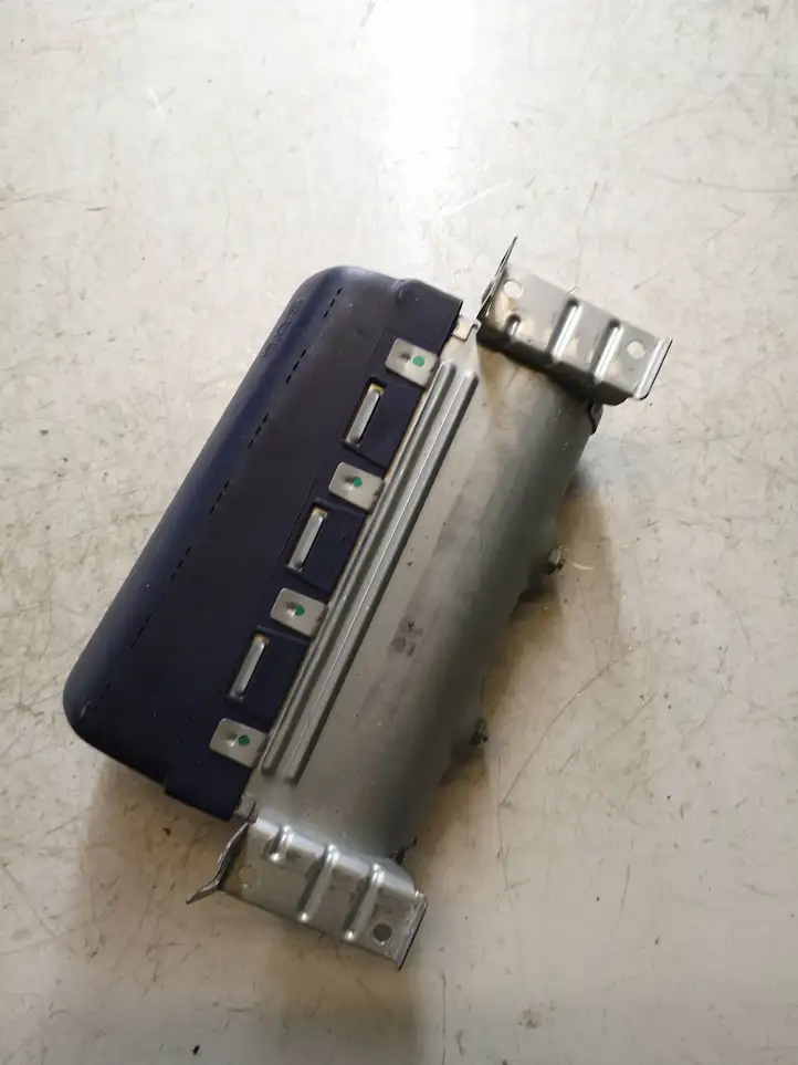 Smart ForTwo I (2000 - 2007) 0001123V020 Подушка безопасности пассажира — фото 3