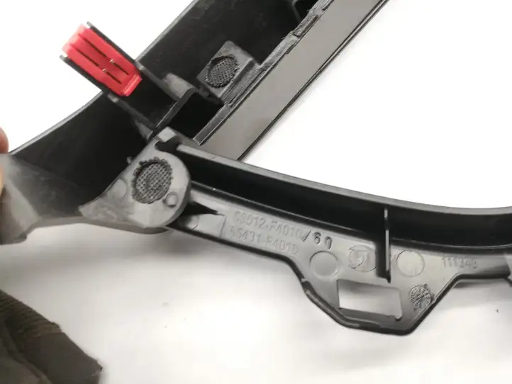 Toyota C-HR (2016 - 2022)  55012F4010 Другая деталь салона