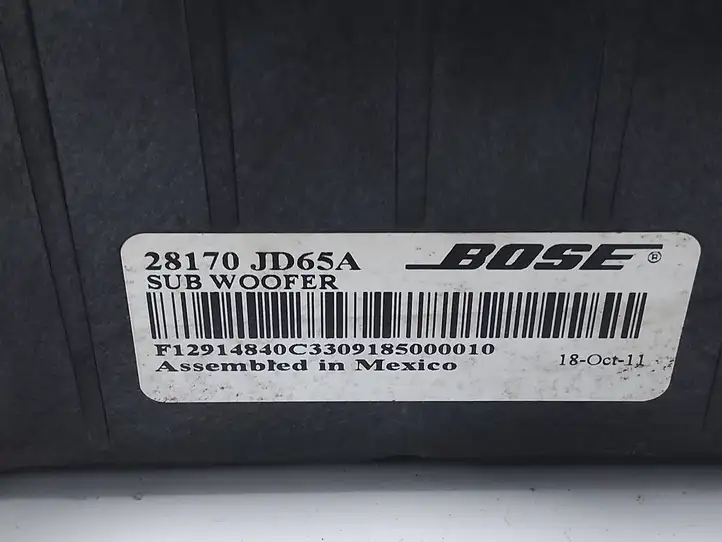 Nissan Qashqai (2010 - 2013) 28170JD65A Сабвуфер — фото 4