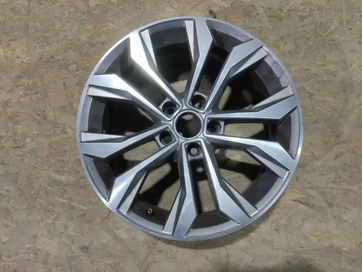 Volkswagen PASSAT B8 (2015 - ) 3G0601025 Легкосплавный колесный диск R17 — фото 1