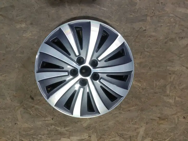 Skoda Superb B8 (3V) (2015 - 2023) 3V0601025 Легкосплавный колесный диск R17 — фото 1