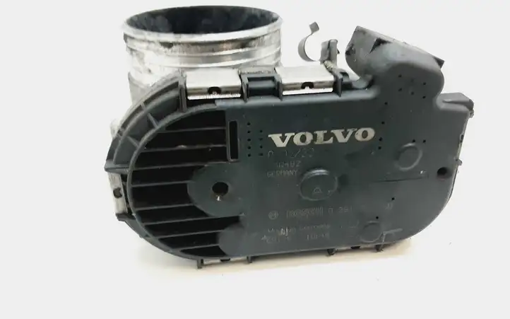 Volvo V70 (2007 - 2013) 8692720 Дроссельная заслонка — фото 2