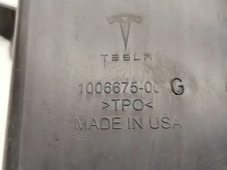 Tesla Model S (2016 - 2021) 1006675-00-G Прочие внешние детали — фото 2