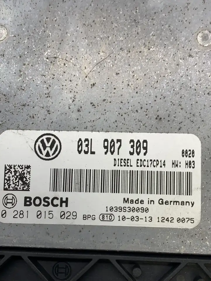 Volkswagen PASSAT B6 (2005 - 2010) 03L907309 Блок управления двигателем (ЭБУ) — фото 3