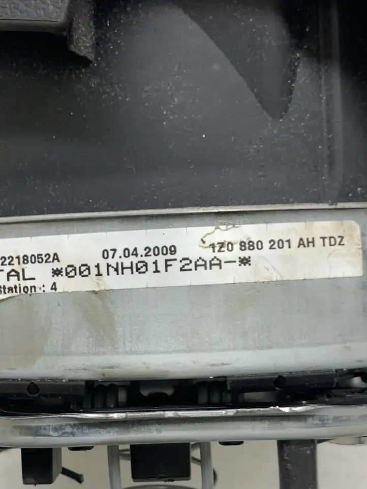 Skoda Roomster (5J) (2006 - 2010) 1Z0880201AH Подушка безопасности руля — фото 3