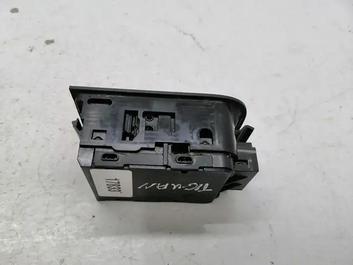 Volkswagen Tiguan (2011 - 2016) 5N0927225A Кнопка ручного тормоза — фото 2