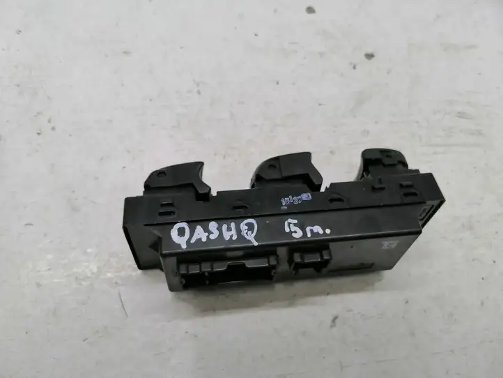 Nissan Qashqai (2013 - 2017) Блок кнопок стеклоподъемников — фото 1