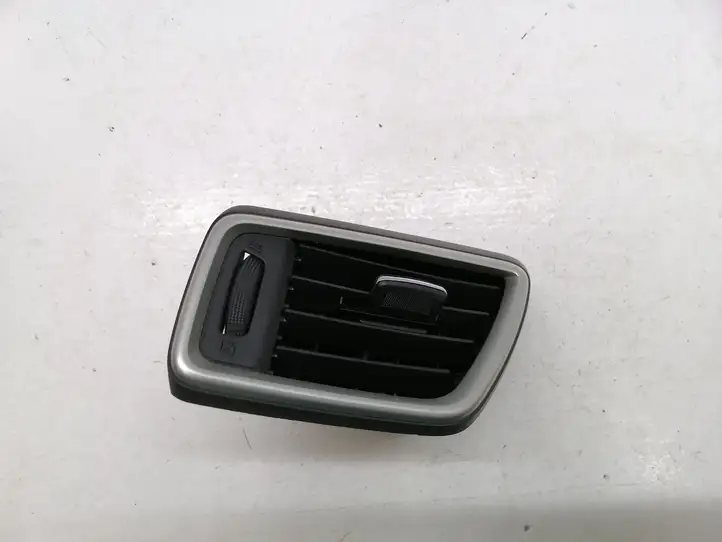 Nissan Qashqai (2013 - 2017) 687614EA0A Боковой воздушный дефлектор — фото 1