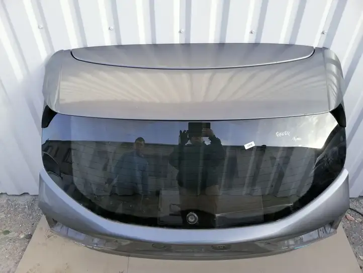 Nissan Qashqai (2013 - 2017) Крышка багажника — фото 6