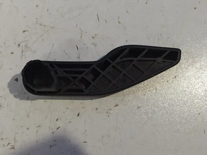 Volvo XC90 (2002 - 2006) HANDLE Ручка открытия капота — фото 2