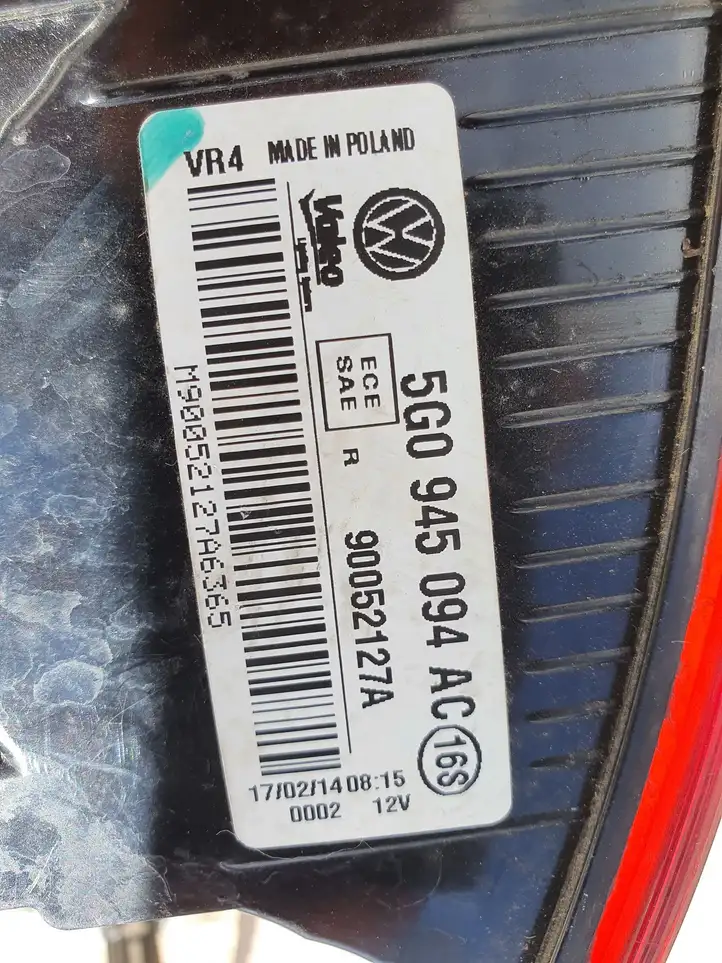 Volkswagen Golf VII (2013 - 2019) 5G0945094AC Задний фонарь в крышке багажника — фото 5