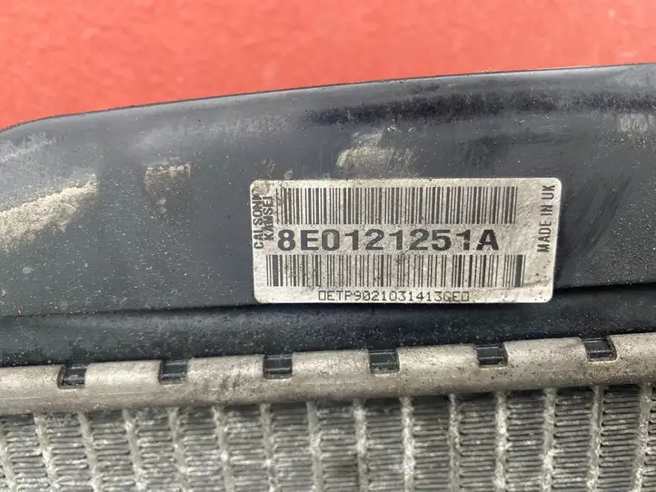 Audi A4 S4 B6 8E 8H (2000 - 2006) 8E0121251A Радиатор охлаждающей жидкости двигателя — фото 2