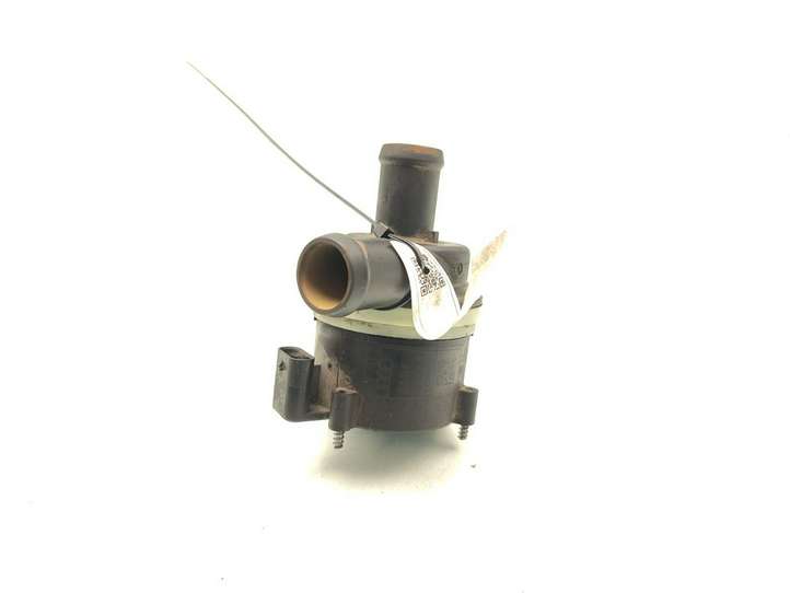 Volkswagen Polo (2009 - 2015)  6R0965561A Водяной насос
