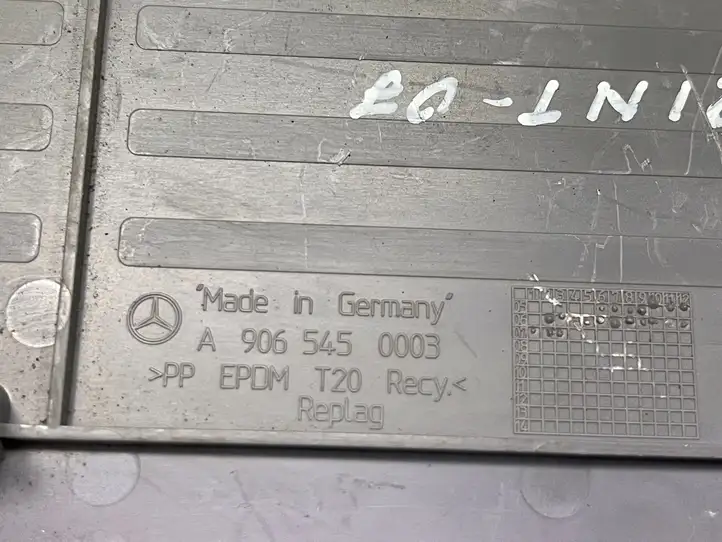 Mercedes-Benz Sprinter W906 (2006 - 2018) A9065450003 Прочие детали салона — фото 3
