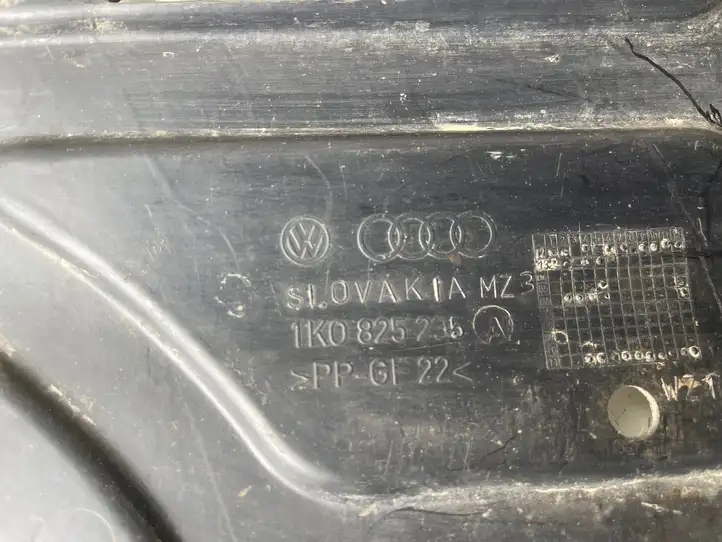 Volkswagen Golf V (2003 - 2009) 1K0825235 Защита переднего бампера снизу — фото 3
