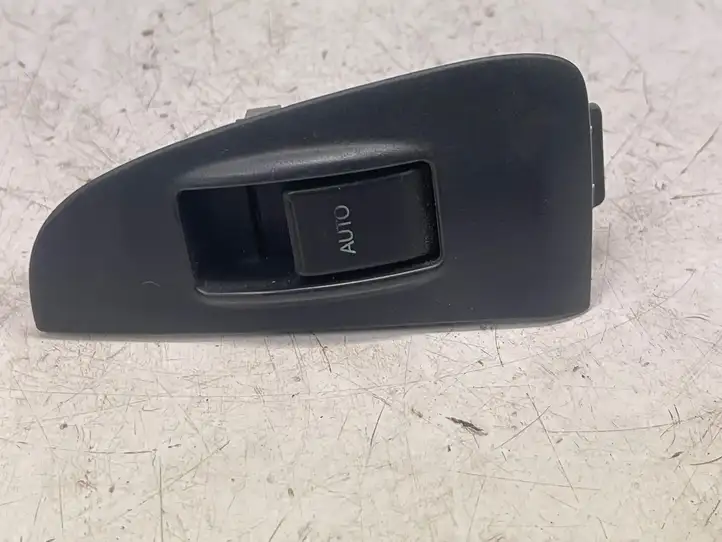Toyota Avensis T250 (2006 - 2009) 7427205020 Блок кнопок стеклоподъемников — фото 2