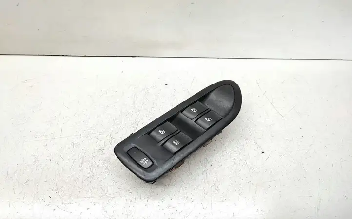 Renault Laguna II (2001 - 2005) Блок кнопок стеклоподъемников — фото 1