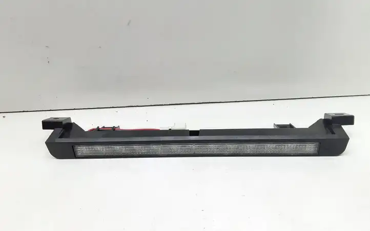 Nissan Almera (2000 - 2006) 26590BU000 Дополнительный стоп фонарь — фото 1