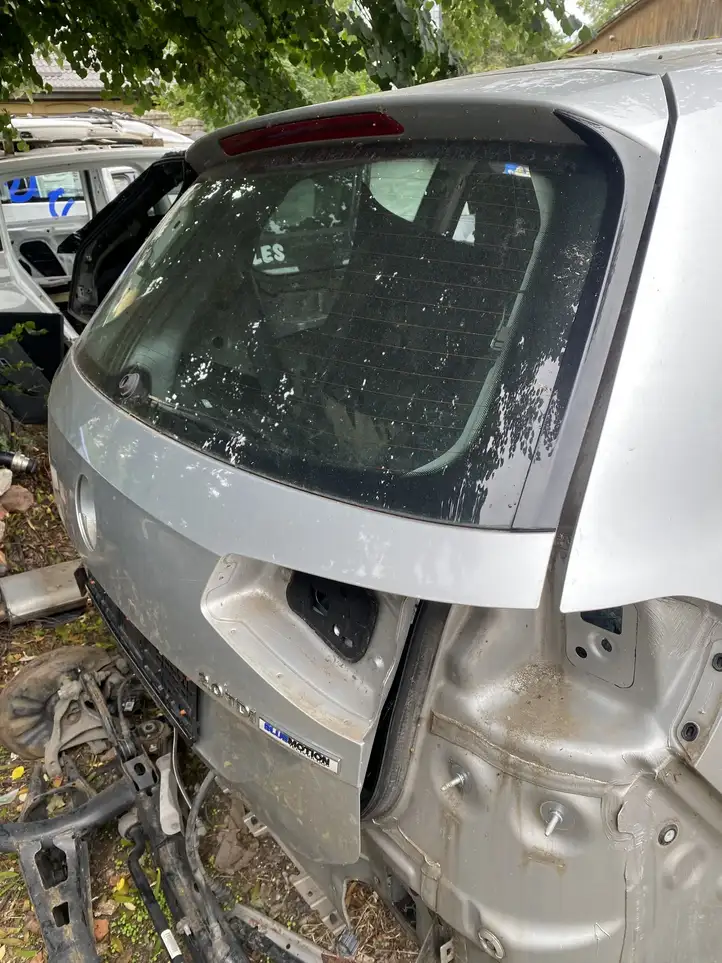 Volkswagen PASSAT B8 (2015 - ) Крышка багажника — фото 7