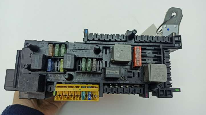 Mercedes-Benz C W204 (2007 - 2014)  2045457101 Блок управления SAM