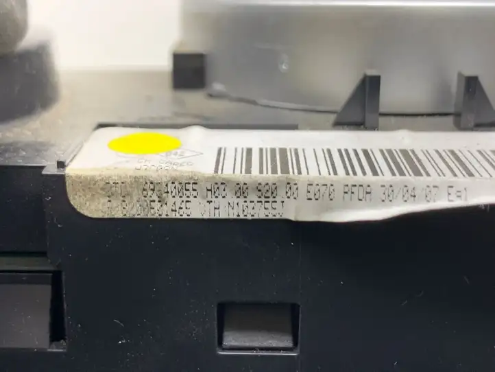 Renault Scenic II - Grand scenic II (2006 - 2009) 8200501465 Блок управления климат-контролем — фото 3