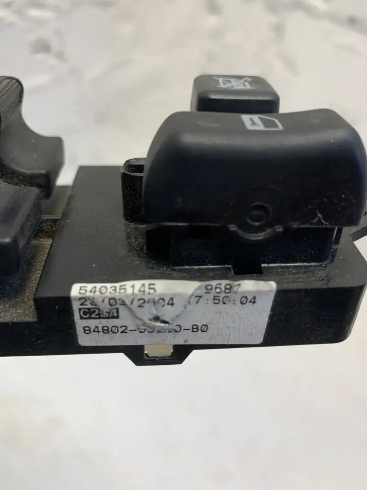 Toyota Avensis T250 (2003 - 2006) 54356023 Блок кнопок стеклоподъемников — фото 5