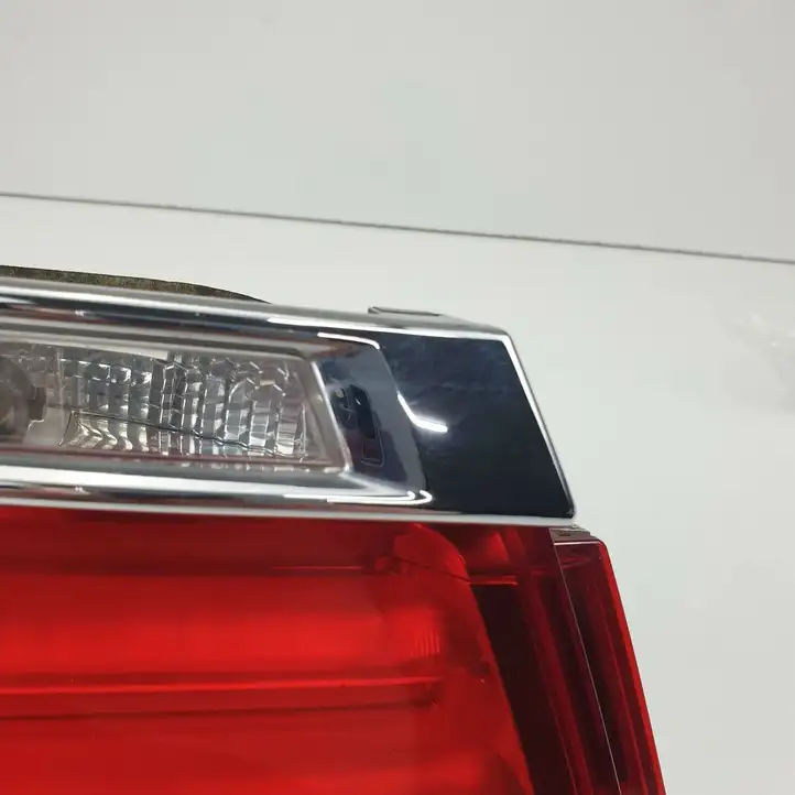 BMW 7 F01 (2008 - 2016) 7182205 Задний фонарь в крышке багажника — фото 3