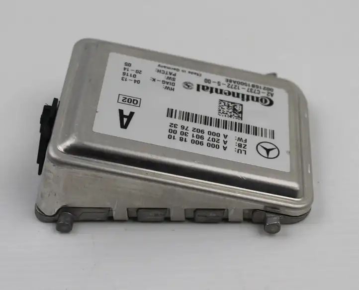 Mercedes-Benz GL X166 (2013 - 2019) A0009001810 Камера в лобовом стекле — фото 4