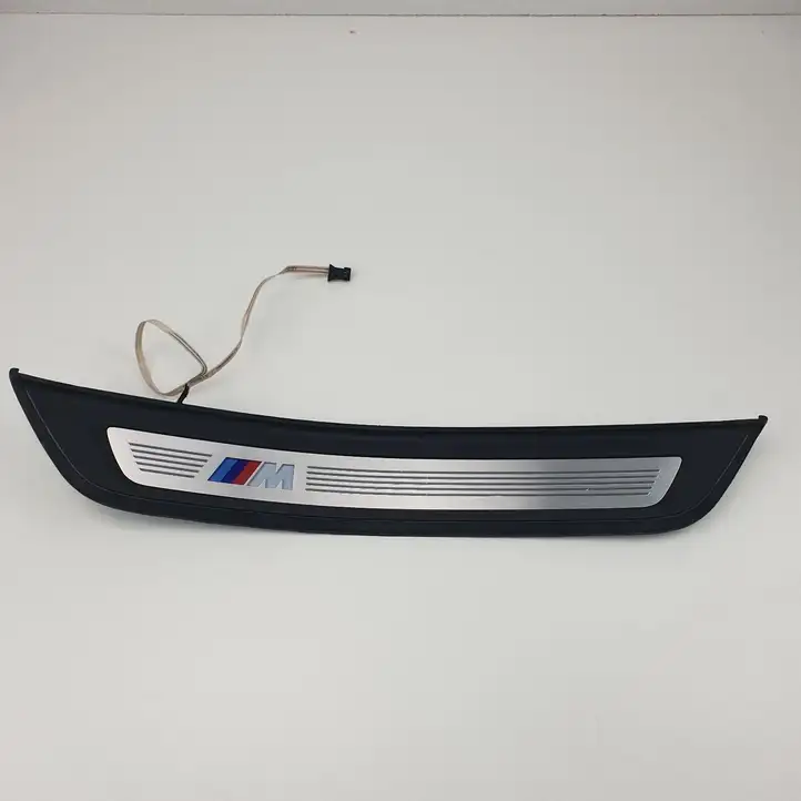 BMW 5 G30 G31 (2016 - ) 8064905 Внутренняя отделка заднего порога — фото 1