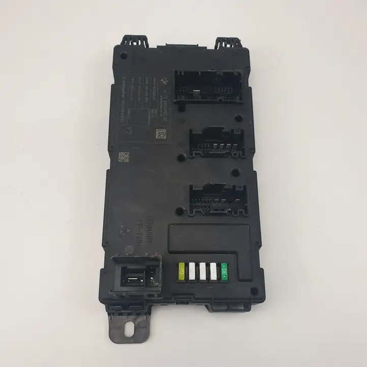 BMW 3 F30 F35 F31 (2012 - 2018) 9866982 Блок управления дверью — фото 2