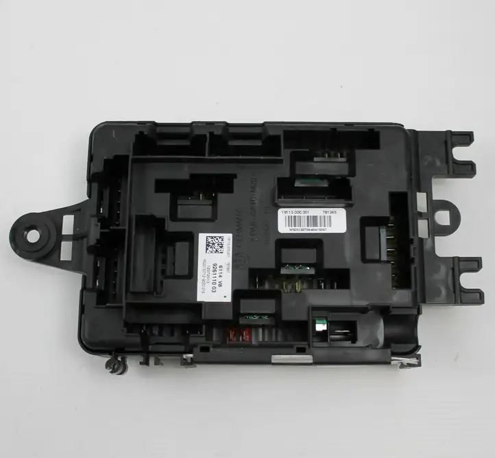 BMW 3 F30 F35 F31 (2012 - 2018) 9261110 Блок предохранителей — фото 4