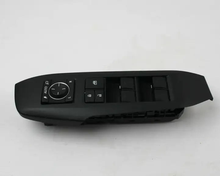 (2014 - 2017) 8404078020 Кнопка стеклоподъемников — фото 2