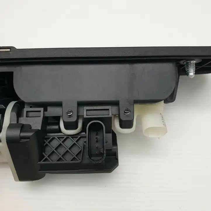 Mercedes-Benz GL X166 (2013 - 2019) A1667500593 Кнопка закрытия крышки багажника — фото 5