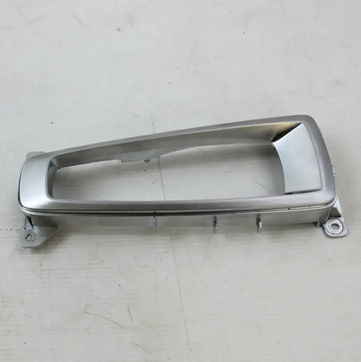 BMW X6 F16 (2014 - 2017) 9252113 Рамка рычага КПП — фото 4