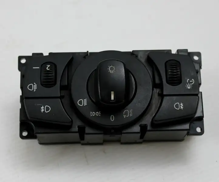 BMW 5 E60 E61 (2004 - 2010) 6953739 Включатель фонарей — фото 2